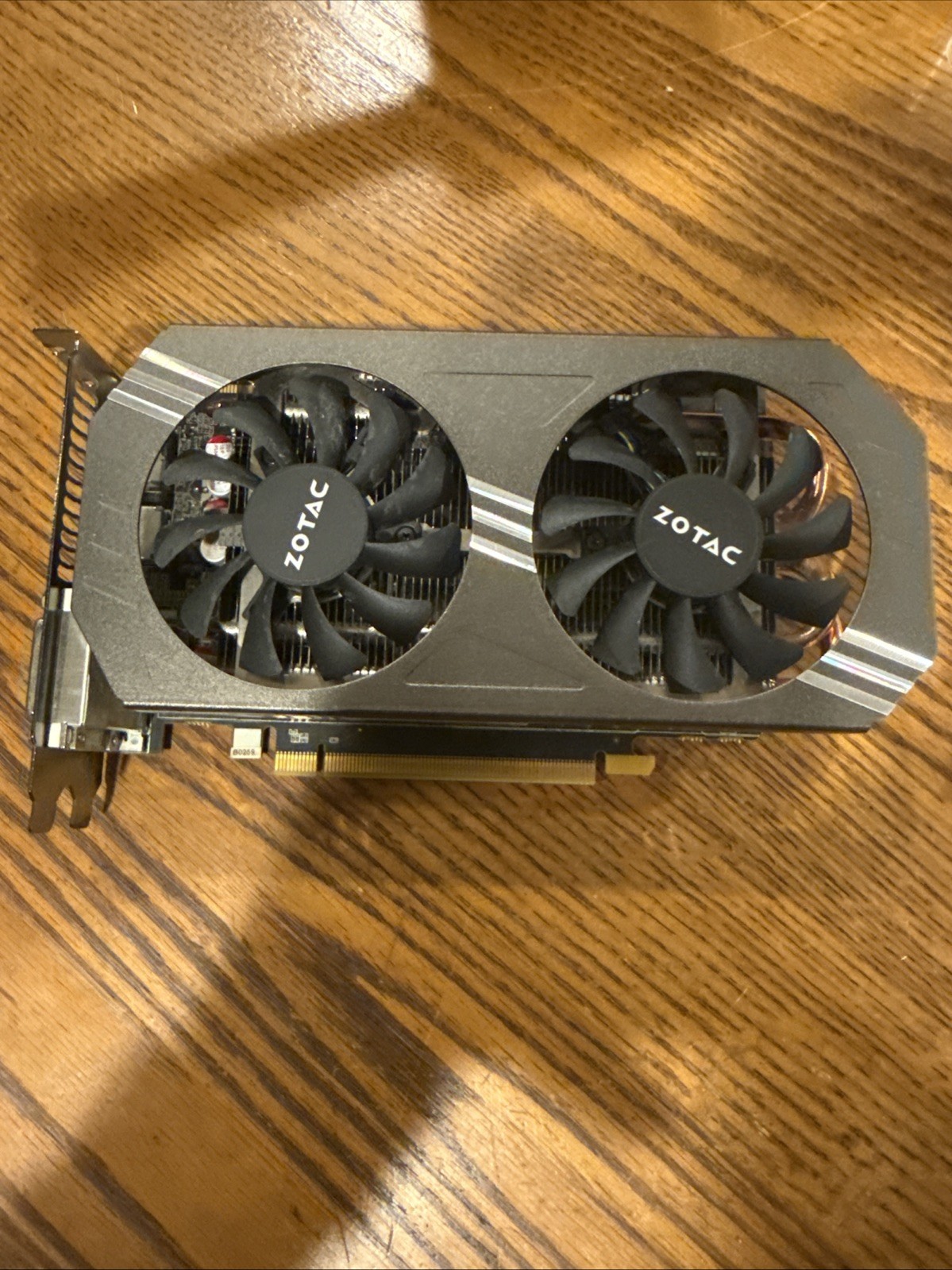 Zotac GTX 970 4gb 256bit DDR5 PN: 288-1N366-040Z8