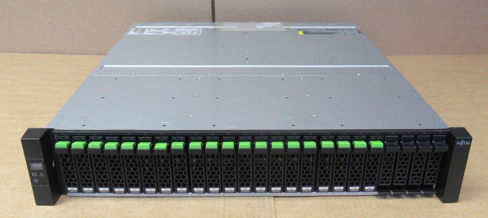 Fujitsu Eternus DX5/600 S3 DriveEnclosure 2xIOM12G 18TB ETPEADU