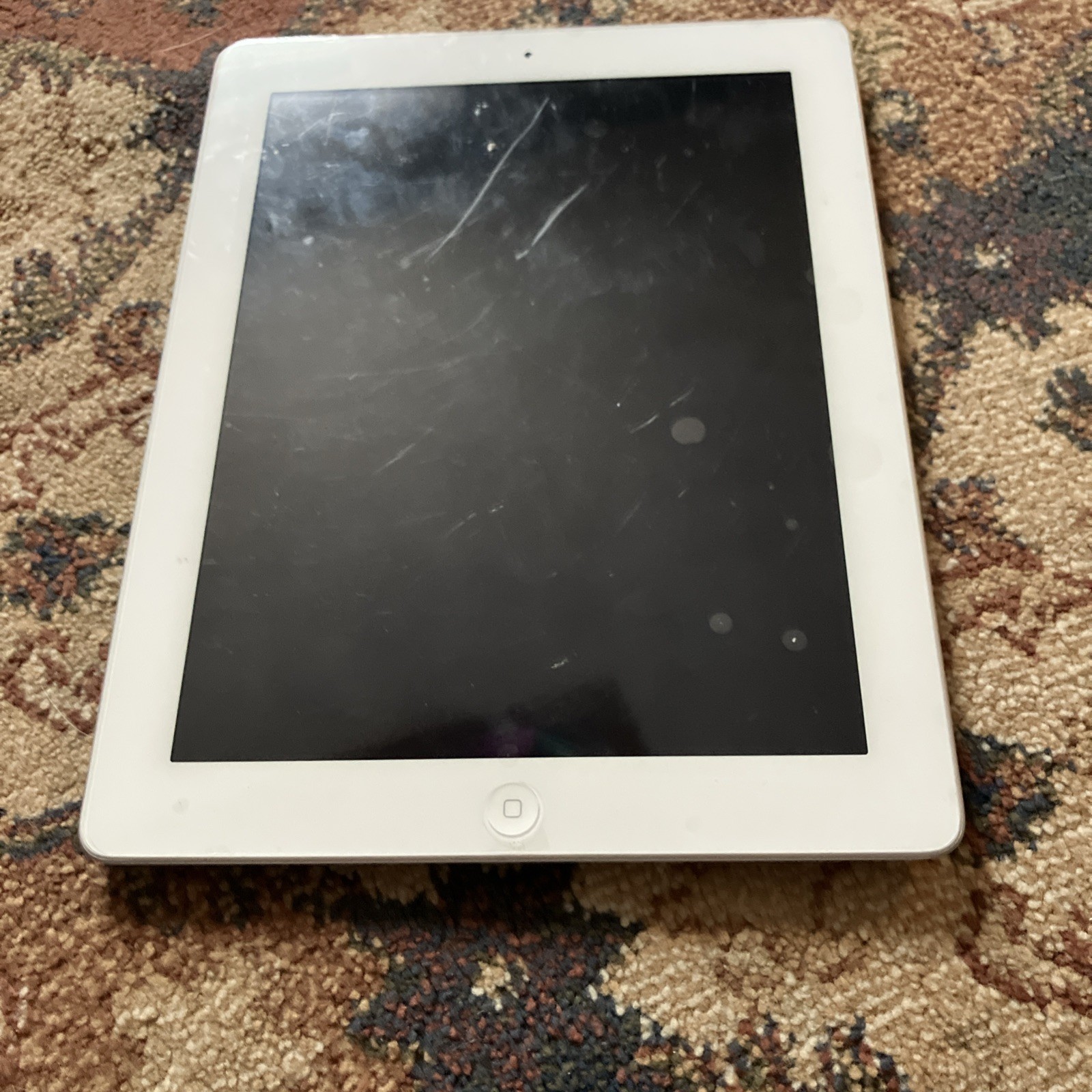 iPad 4th Gen?   Password Locked Storage Find Hold Long Charge  Lightning Charge