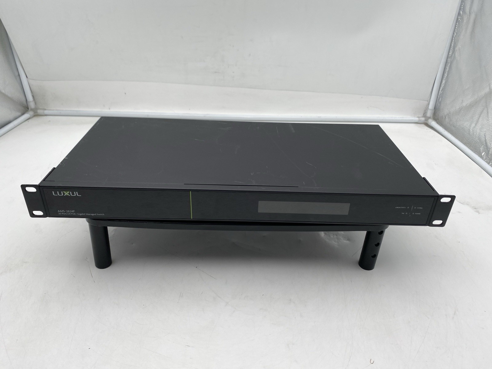 Luxul AMS-2624P AV-Series 26-port/24 PoE+ Gigabit Managed Switch.