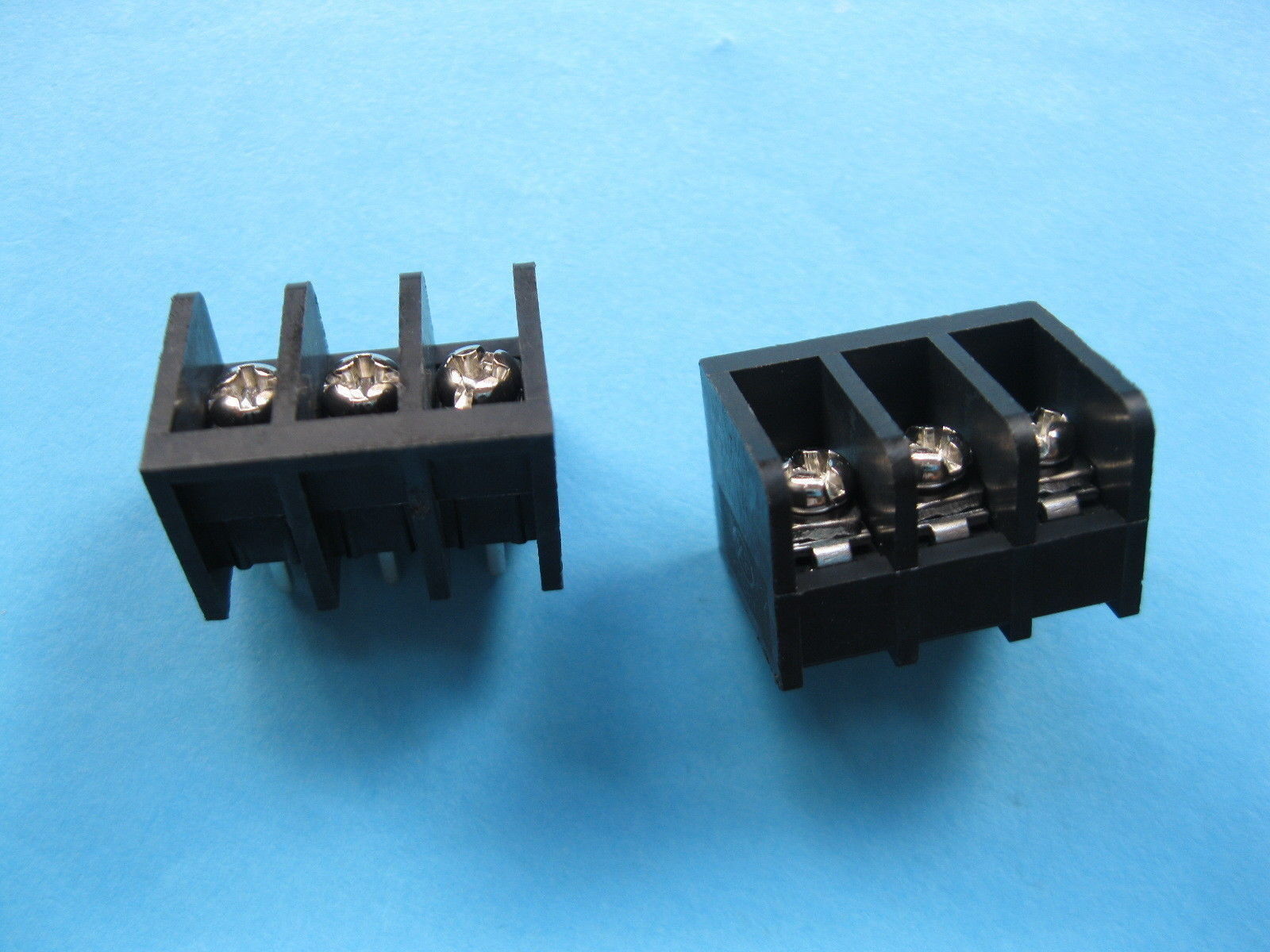200 pcs Black 3 pin 6.35mm Screw Terminal Block Connector Barrier Type DC29B New