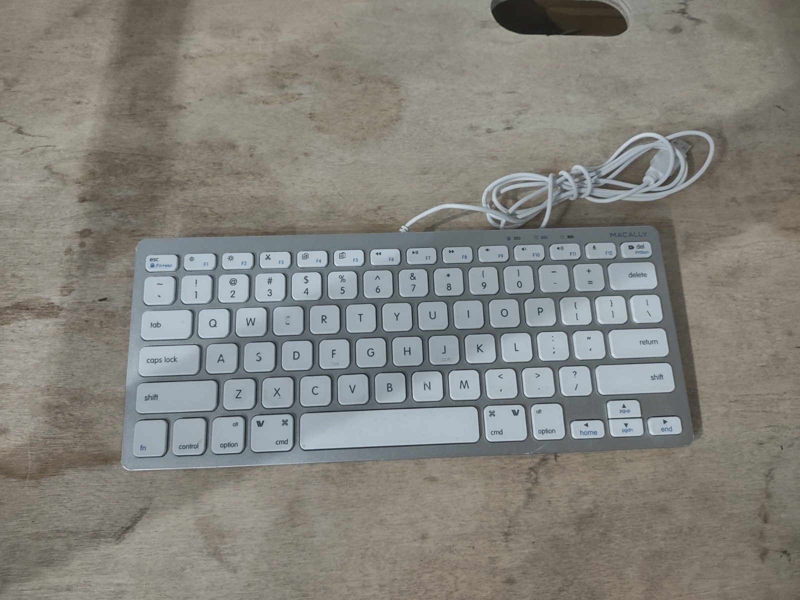 Macally USB Wired Compact Keyboard For Mac & PC SLIMKEYCA  