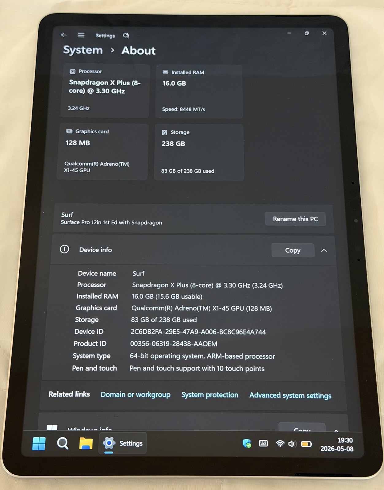 Microsoft Surface Pro 12 Snapdragon, 16GB RAM, 256GB