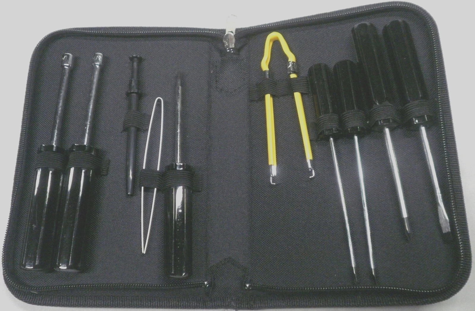 New Sealed iConcepts 11 Piece PC Computer Tool Kit Zip Up Case