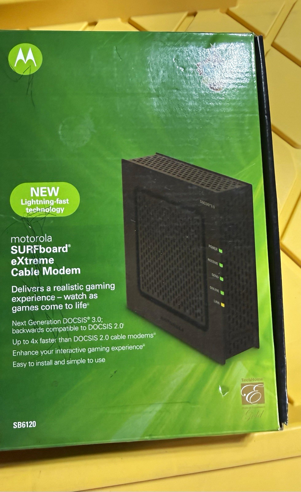 Motorola SURFboard SB6120 DOCSIS 3.0 Cable Modem 160 Mbps w/ Adapter