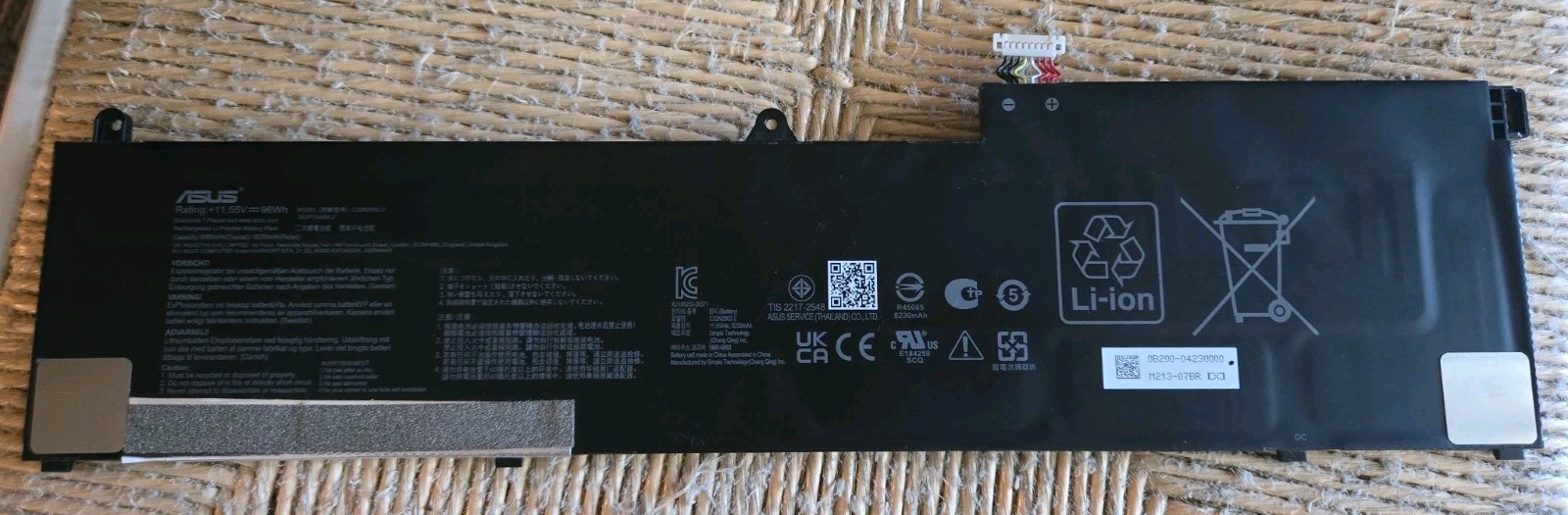 Asus Zenbook Pro 15 Flip Q539ZD Battery 11.55V 96Wh 8230mAh C32N2002-2 30%