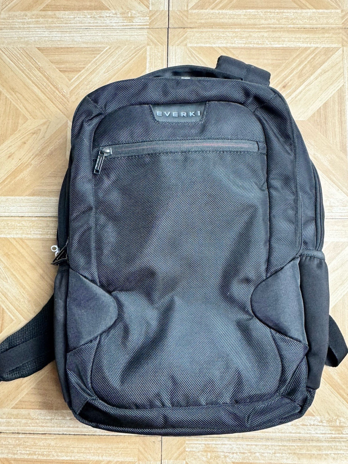 Everki Backpack Slim Business Professional 15" Laptop EKP118