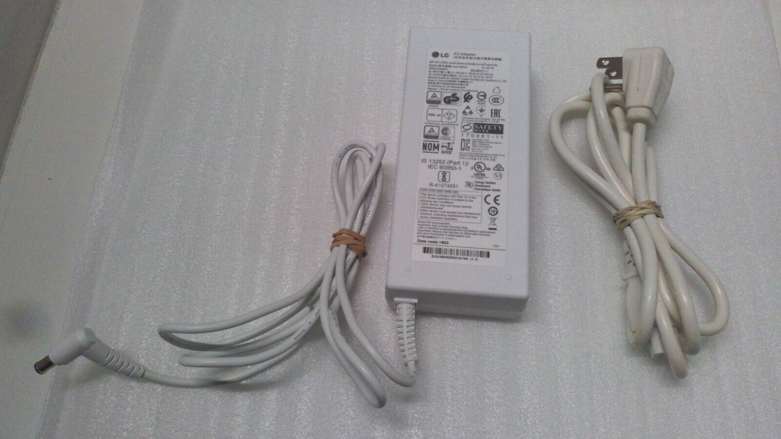 LG 19V 7.37A 140w A16-140P1A AC Adapter for LG Monitor 32MU89 34UC97C 34UM95