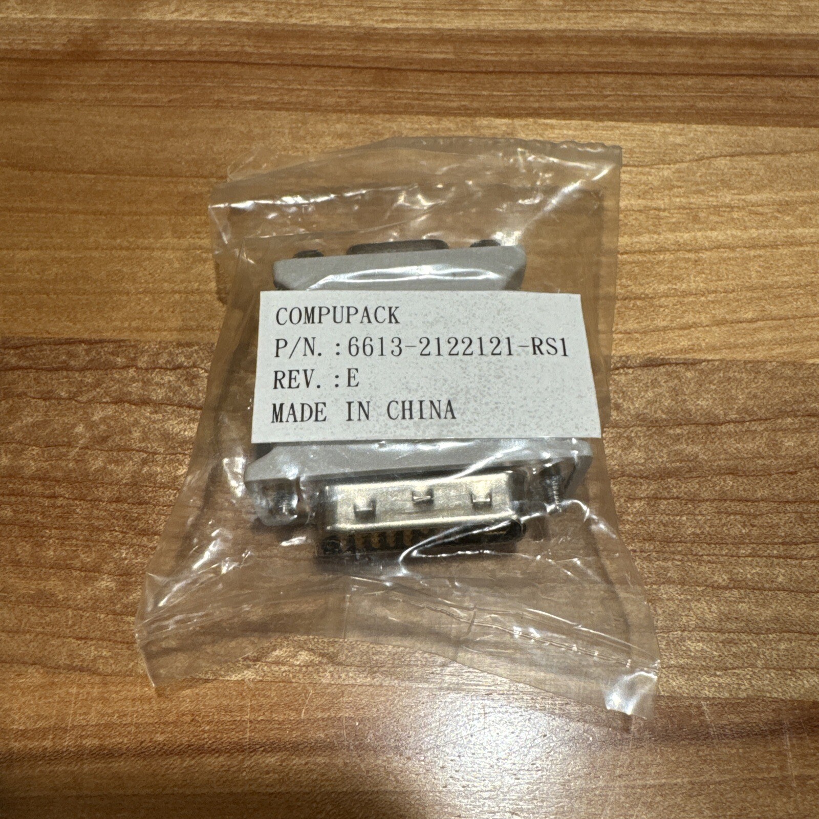 ATI - Compupack - DVI to VGA Converter / Adapter 6613-2122121-RS1