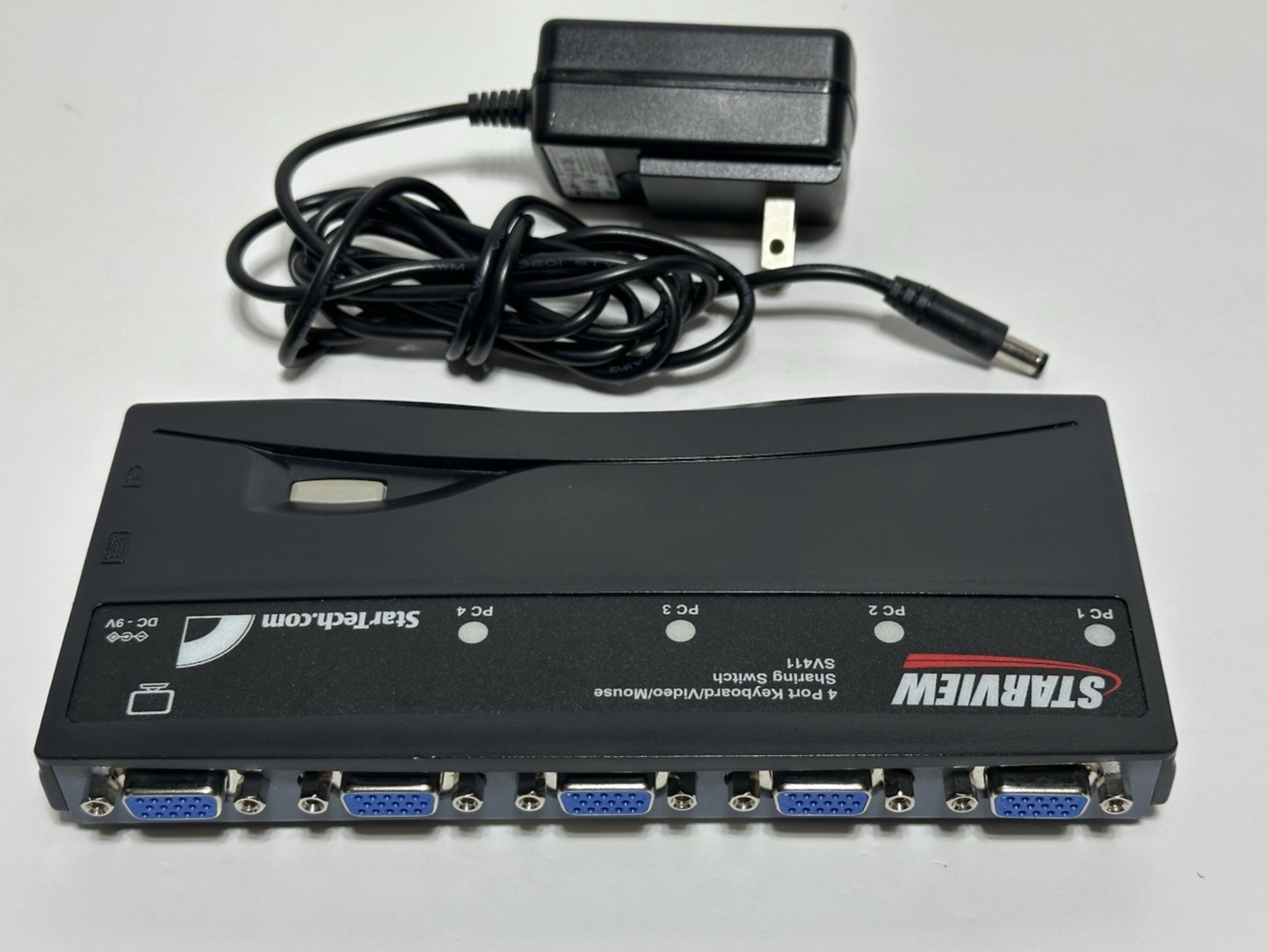 STARTECH Starview 4-Port Keyboard/Video/Mouse Sharing Switch SV411 CBEDE8CEA73
