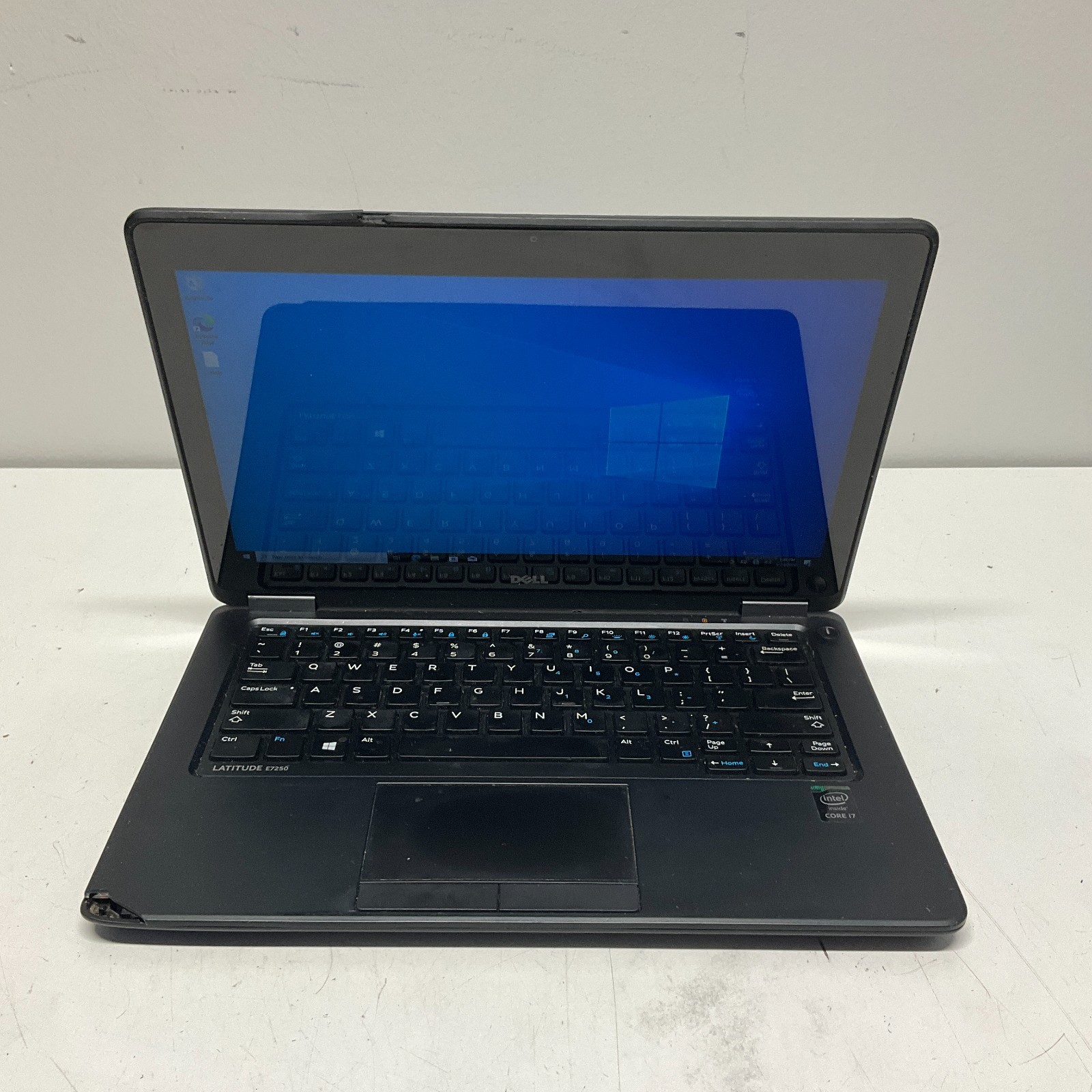 Dell Latitude E7250 12.5" HD Intel Core i7-5600U 2.60GHz 8GB 128GB SSD READ