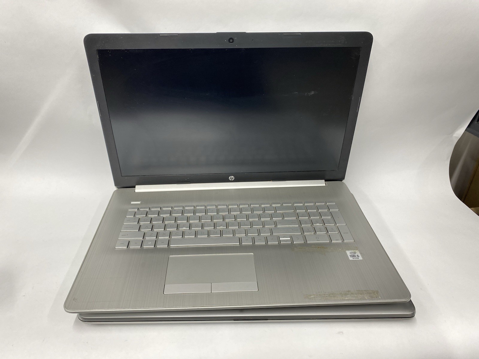 Lot of (2) HP Model 17-by3053cl - FHD - i5-1035G1 - No RAM/SSD/OS - READ