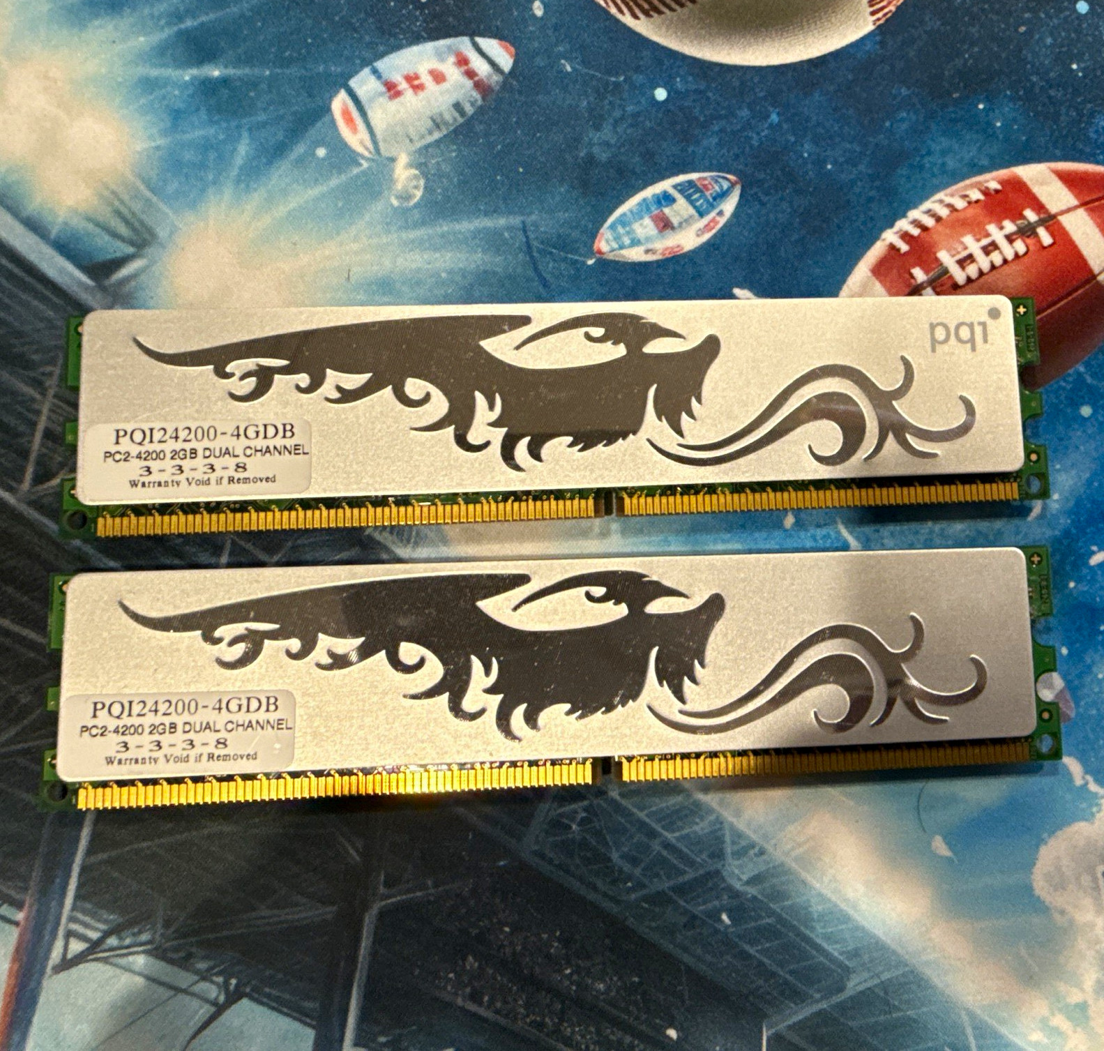 PQI 4GB (2x2GB) DDR2 PC2-4200 240-Pin DIMM Unbuffered Non-ECC RAM