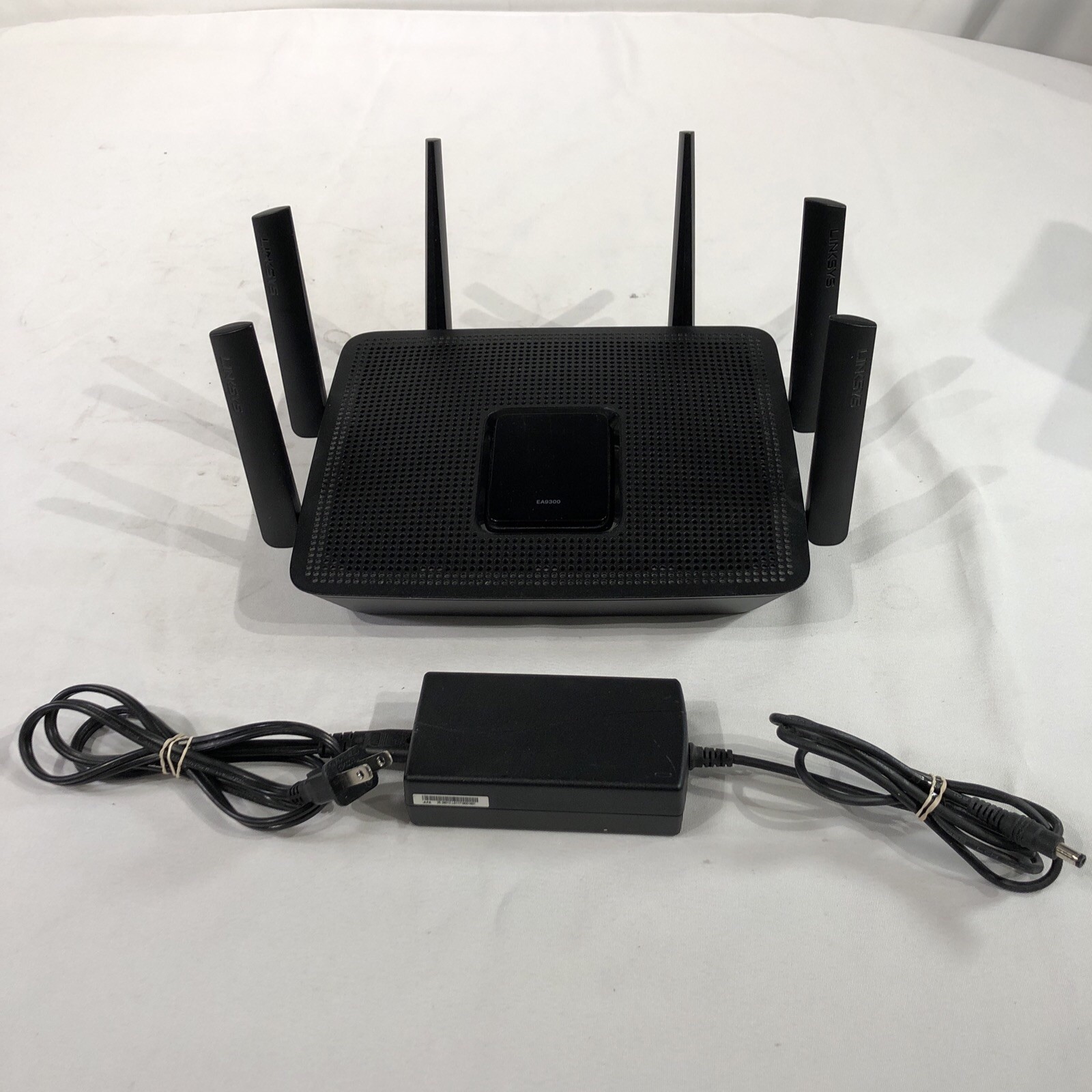 Linksys EA9300 Max-Stream AC4000 Tri-Band 5 Port Wi-Fi Router