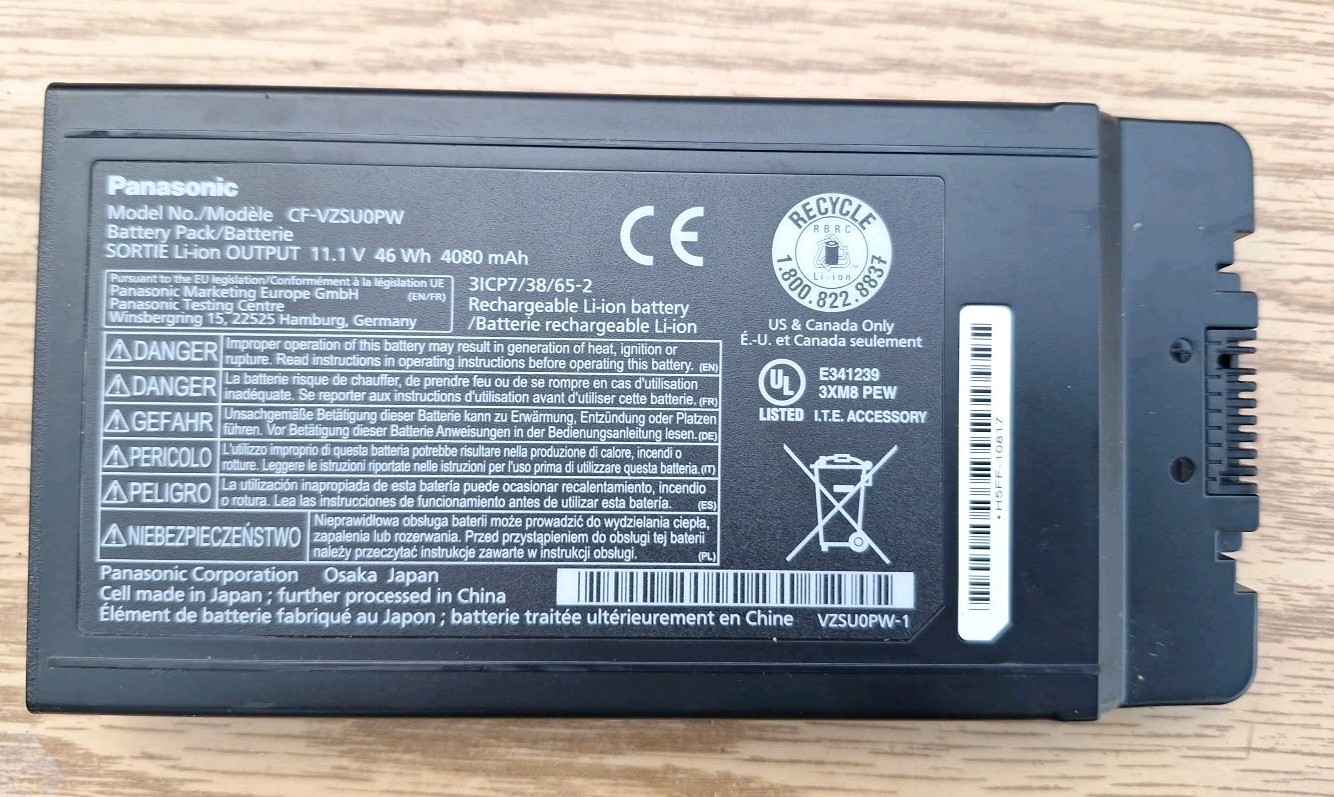 CF-54 Panasonic Original Battery Pack CF-VZSU0PW Read