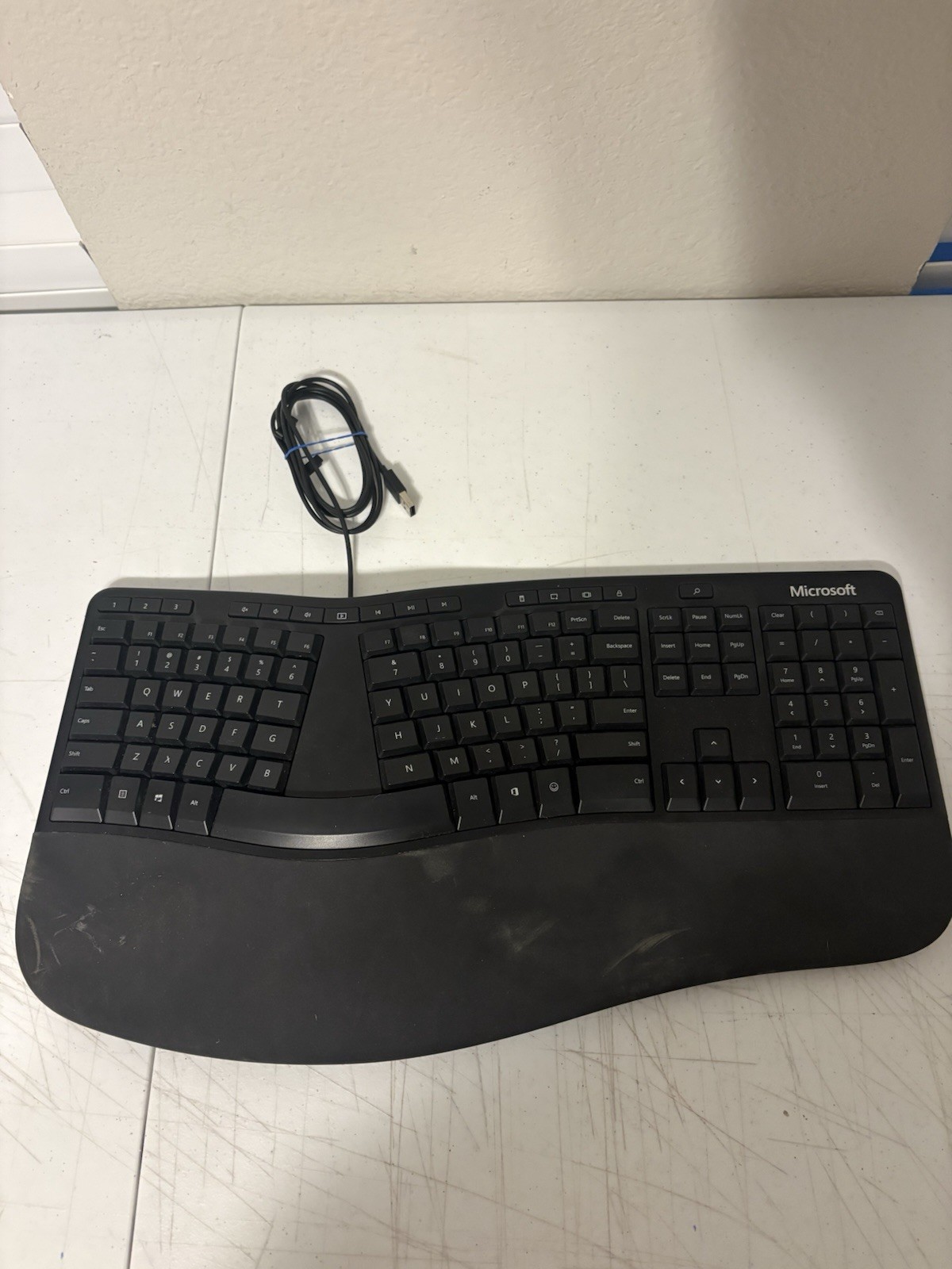 Microsoft Ergonomic Keyboard Black Wired USB Model 1878 Tested Working