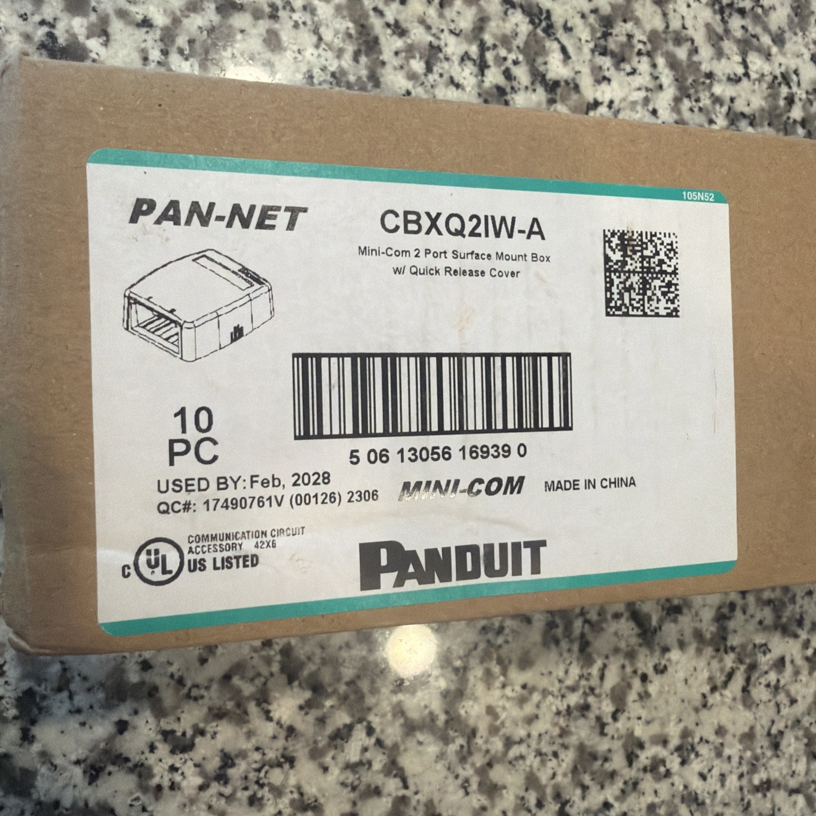 QTY 7 Panduit CBXQ2IW-A Mini-Com 2-Port Surface Mount Box / Quick Release