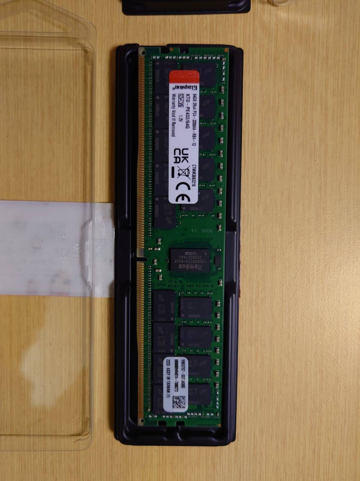 KINGSTON 64GB (1*64GB) 2RX4 PC4-25600AA-R DDR4-3200MHZ RDIMM KTD-PE432/64G
