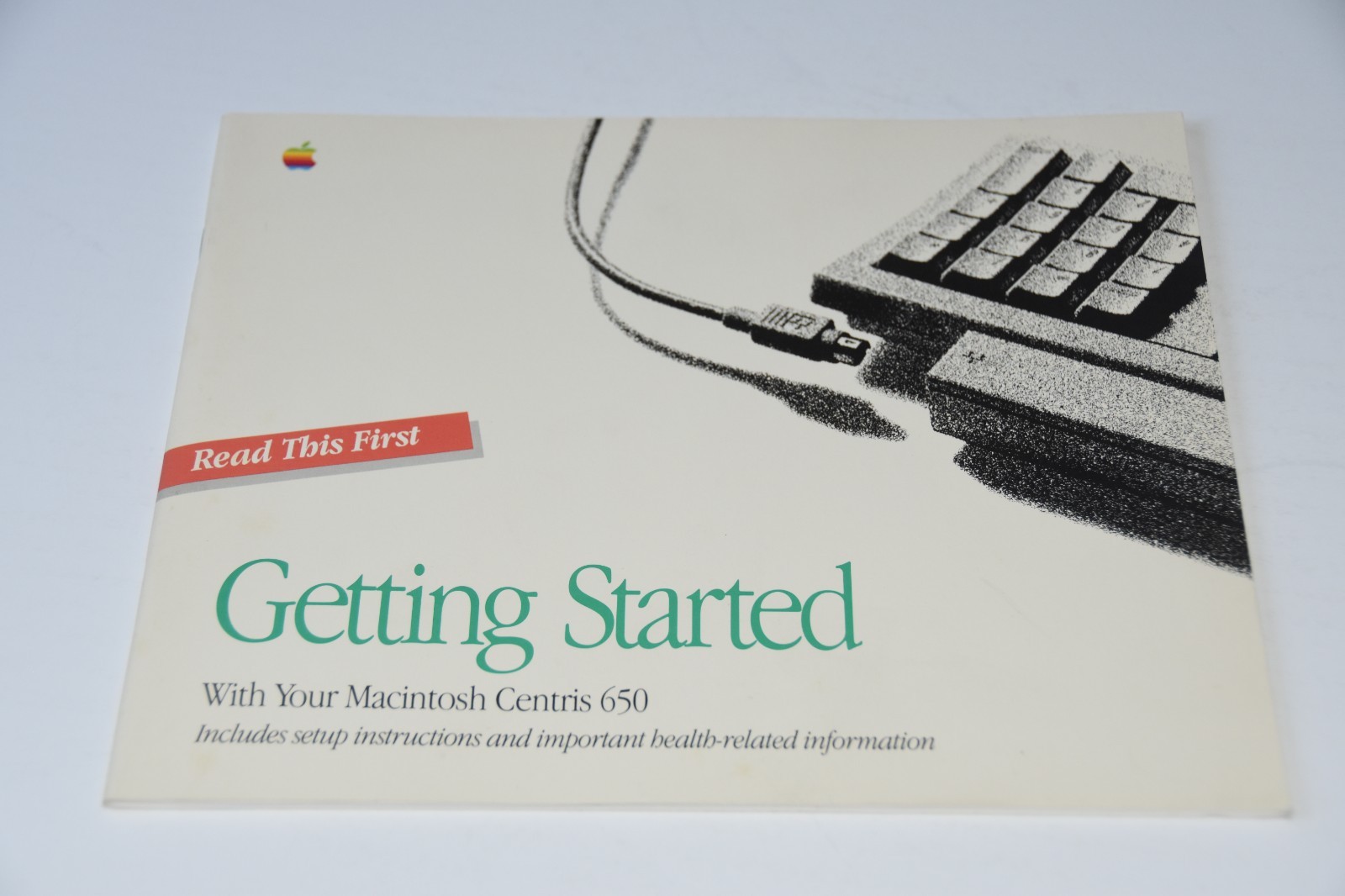 vintage 1993 Apple Macintosh Centris 650 User Guide book owner manual 030-3045-B