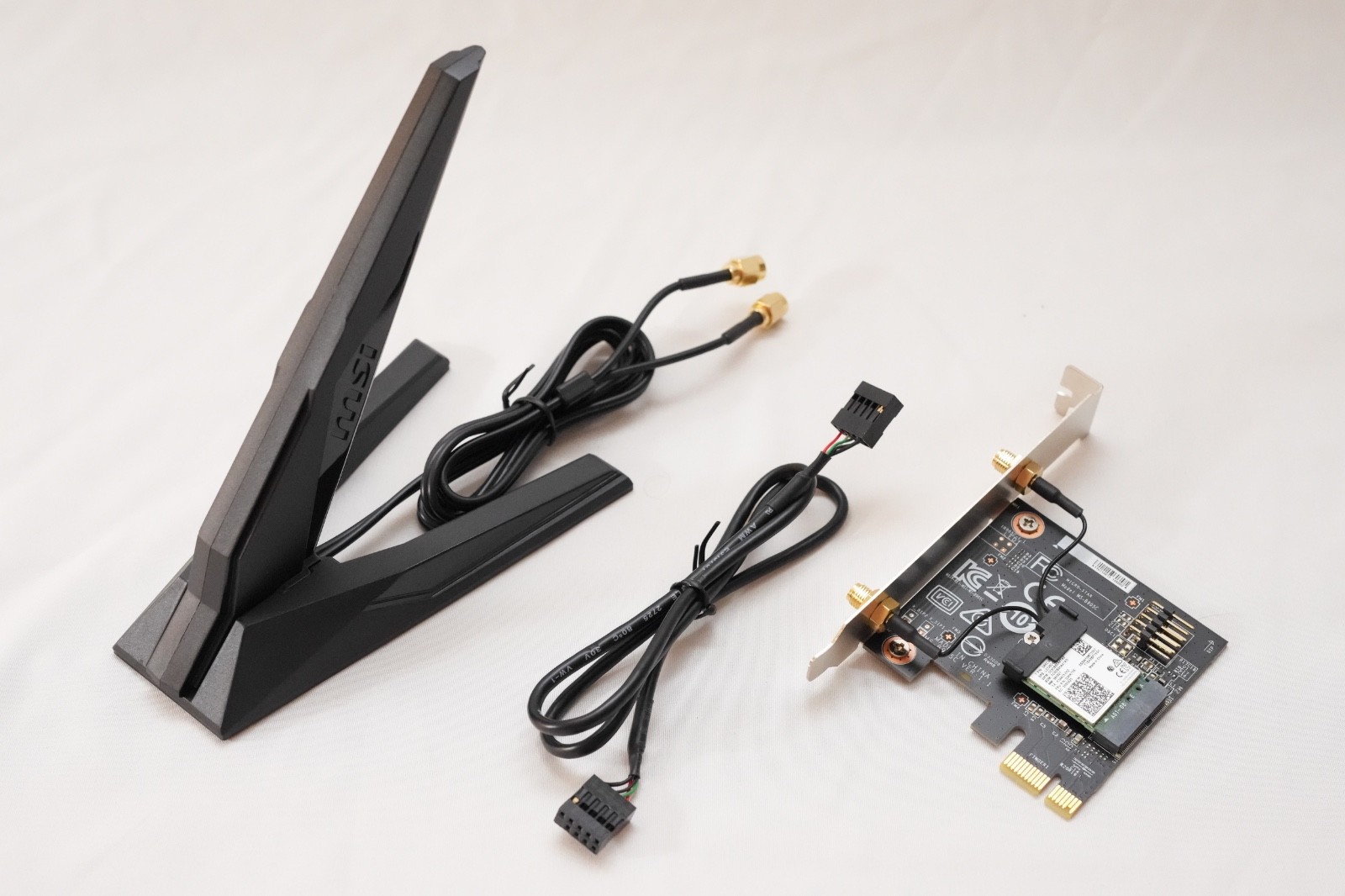 MSI HERALD-AX Intel AX200NGW WiFi 6 / Bluetooth 5 PCIe Card