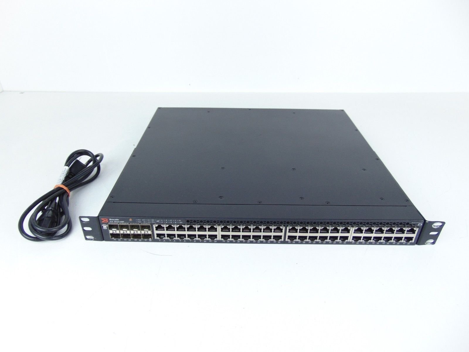 Brocade ICX6610-48P-E ICX 6610-48 Switch L3 managed 48 x 10/100/1000 + 8 x SFP+