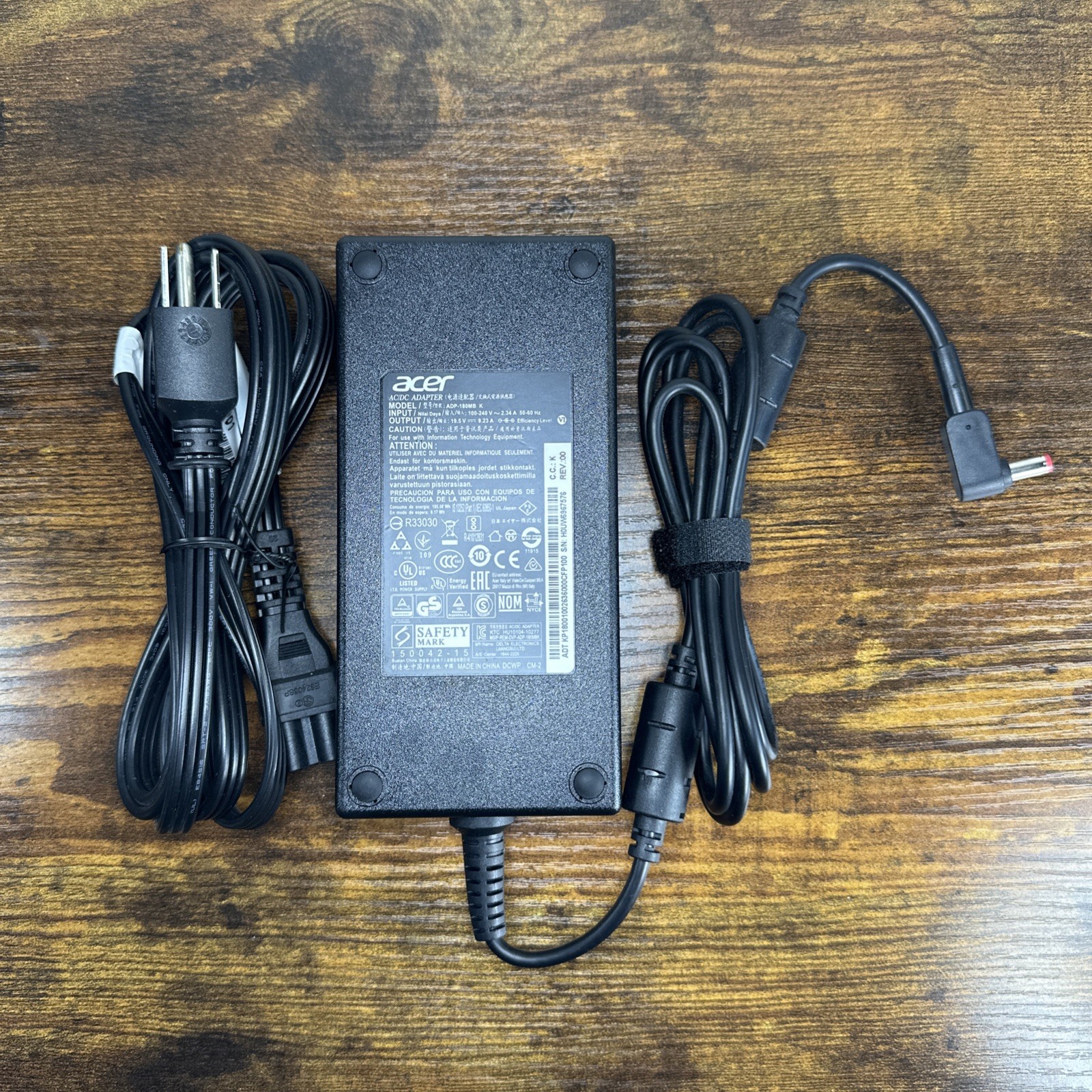 Delta Electronics 180W AC Adapter Charger ADP-180MB K - for Acer, MSI, System76