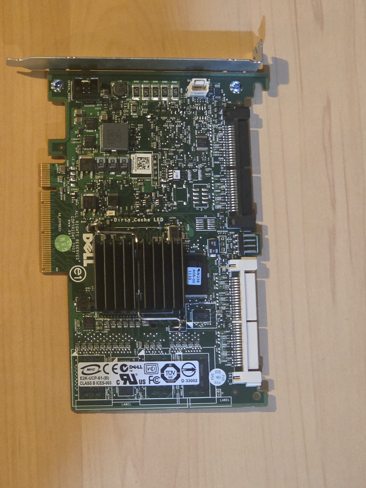 Dell PERC RAID Controller E2K-UCP-61(B)