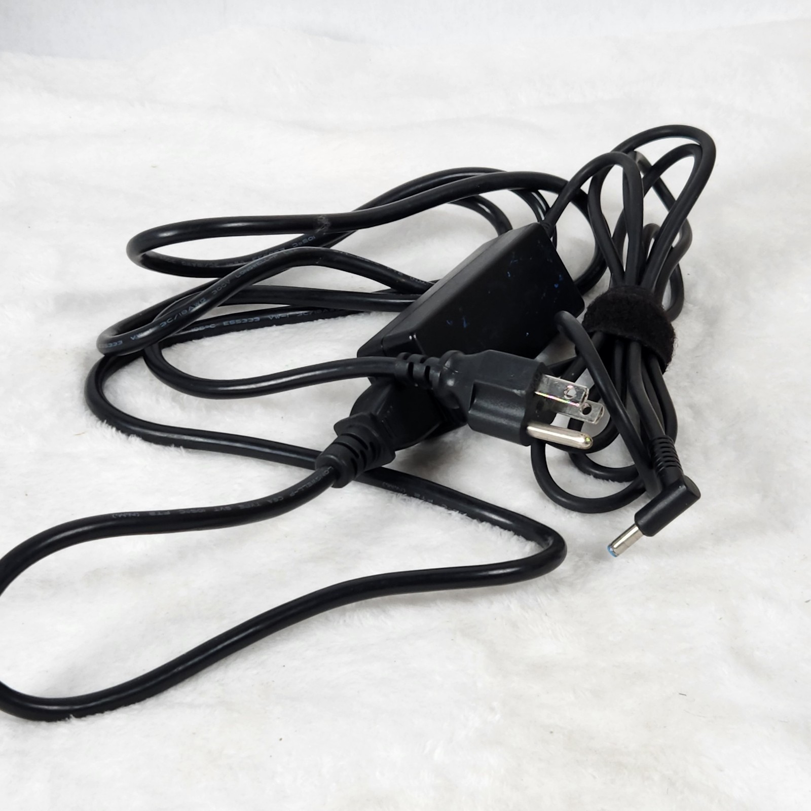 Genuine HP 45w Power Supply HSTNN-LA40 19.5V 2.31A Black W/ Cord Used Condition 