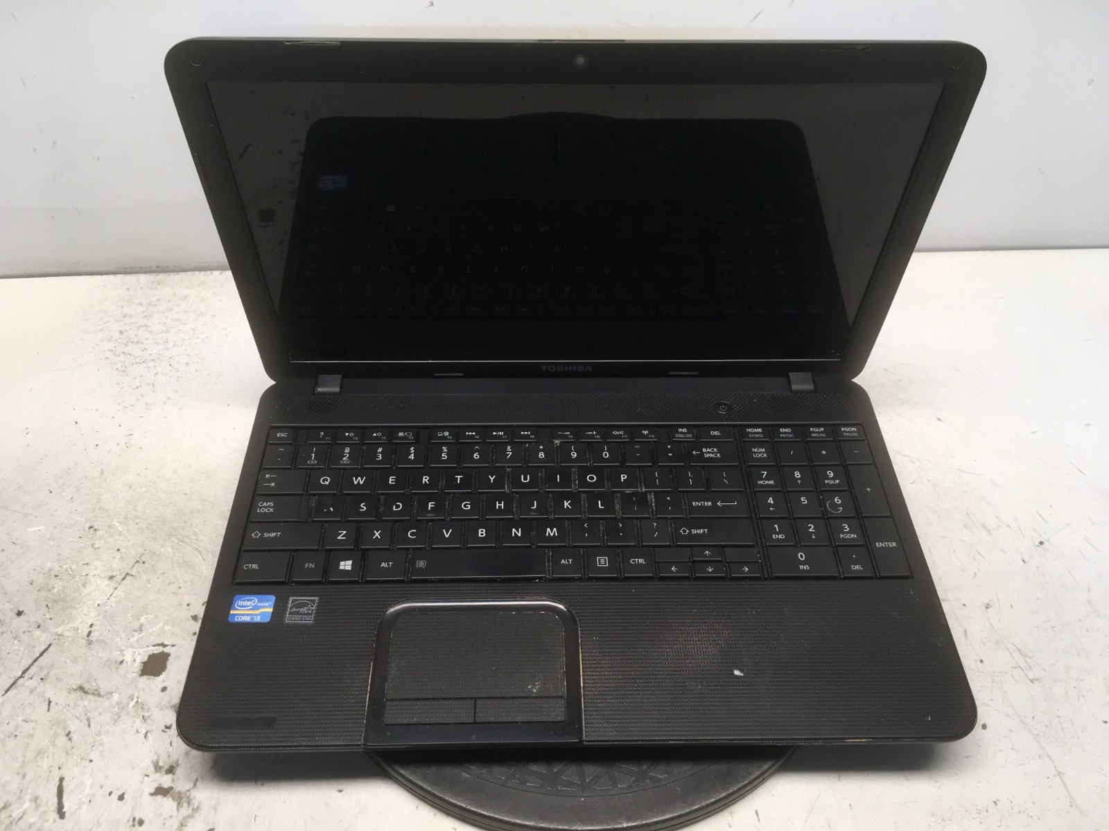 Toshiba Satellite C855-S5343 Intel i3-3110M 2.4GHz 6 GB NO HDD No Batt