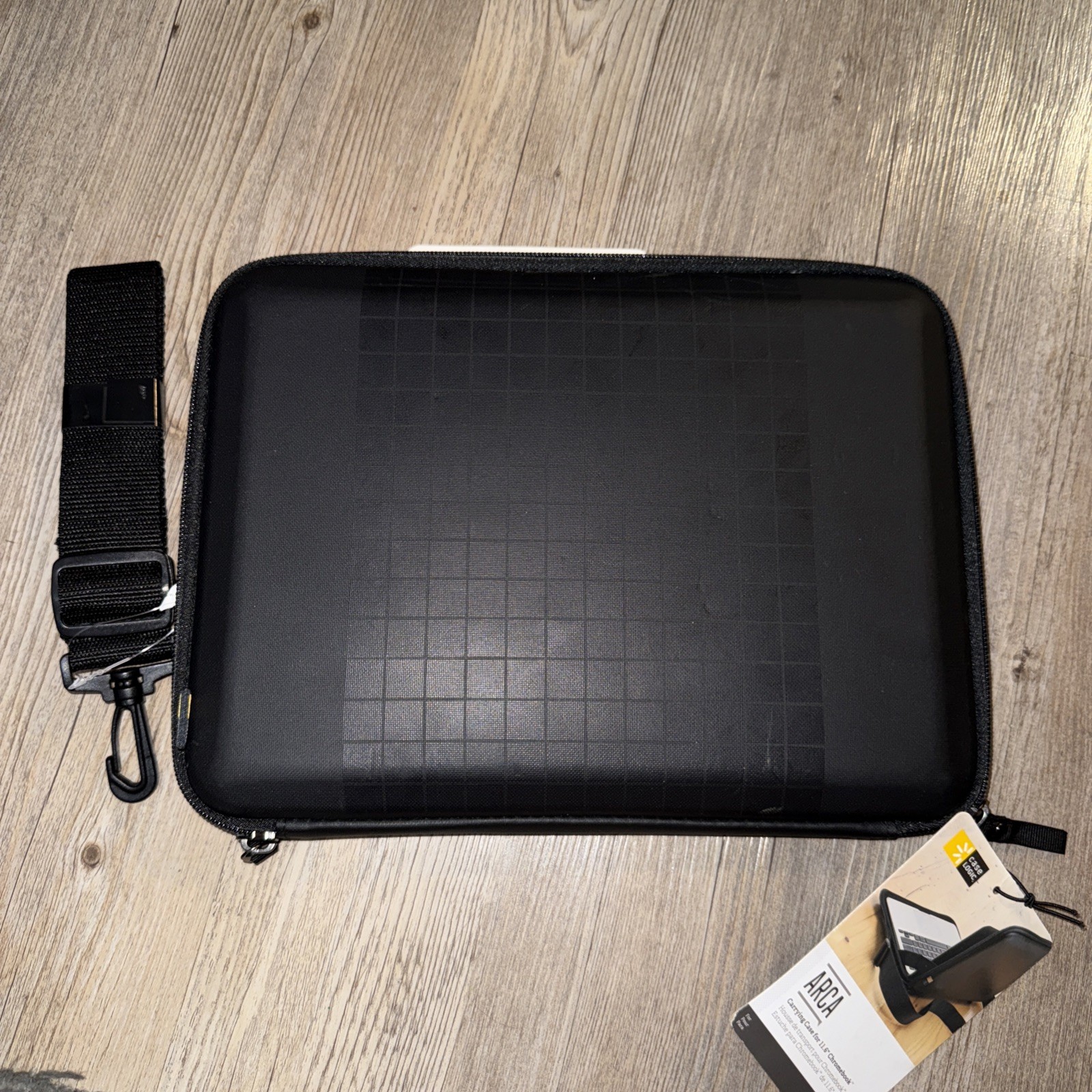 Case Logic Protective Work-in Case For 11.6" Chromebook 11" Macbook With Strap