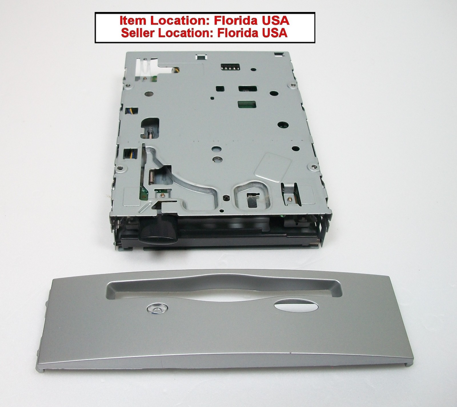 Emachines  Mitsumi D353M3D 1.44MB Floppy Drive 33 pin & Emachines T2796 Bezel