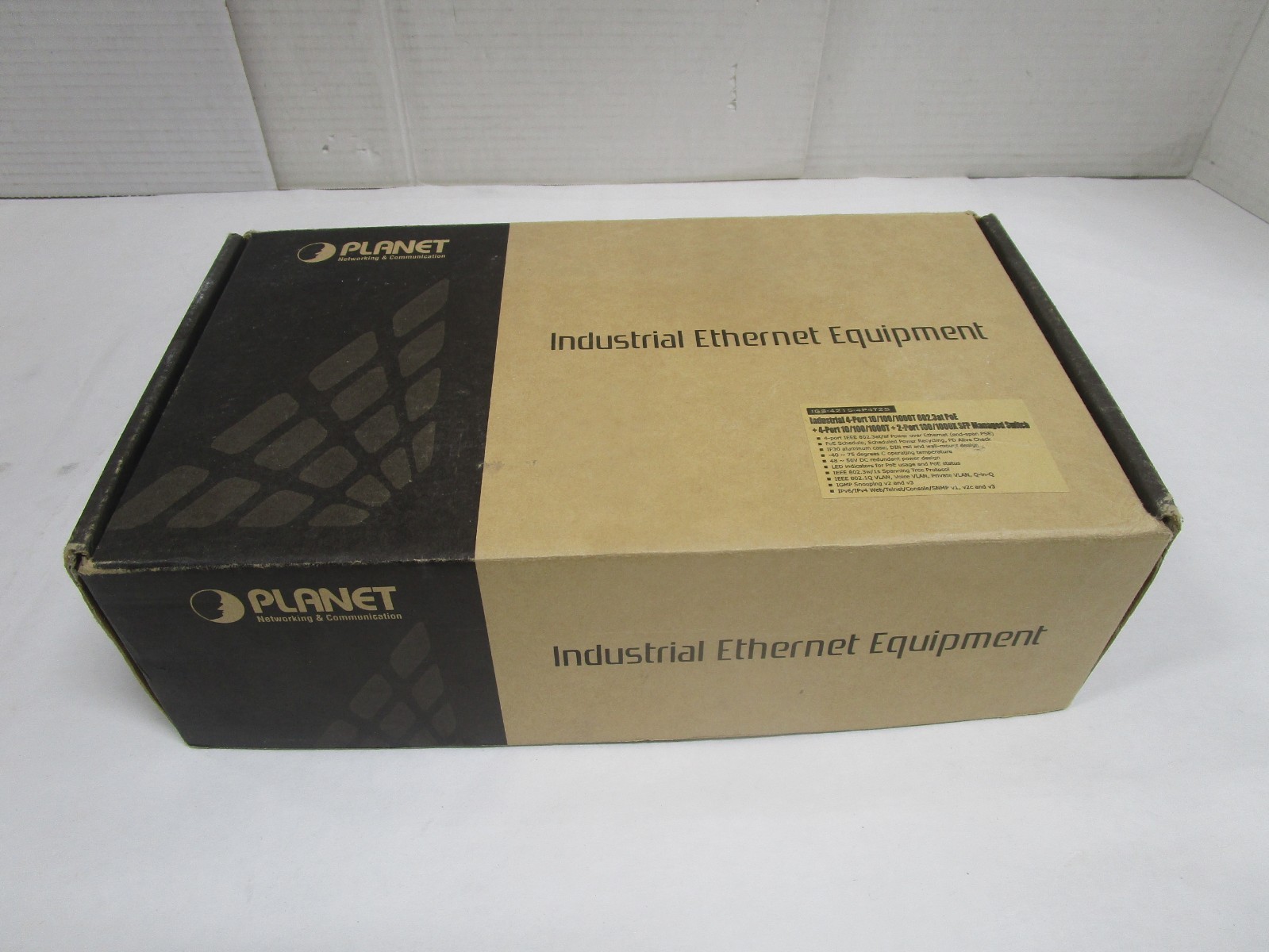 PLANET IGS-4215-4P4T2S 4 port Industrial L2 Switch NEW OPEN BOX 
