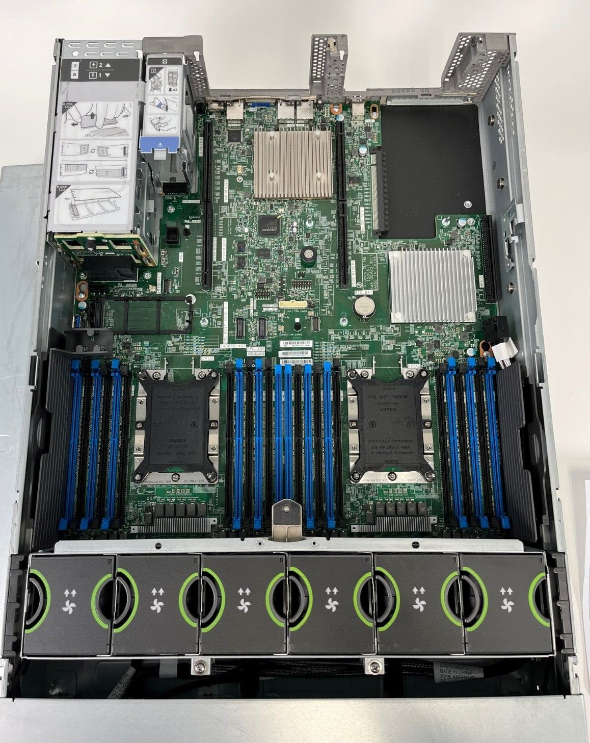 CISCO UCSC-C240-M5 SYSTEM BOARD 74-105773 UCS BOARD 74-105773-01 UCSC-C240-M5SX