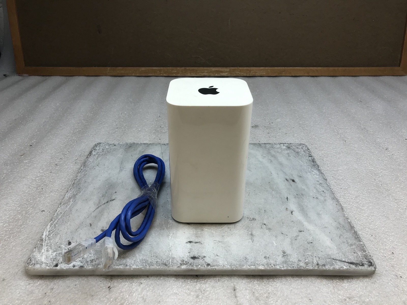 Apple AirPort A1470 Extreme 3 Port Base Station Wireless AC Router W/ Power Cord