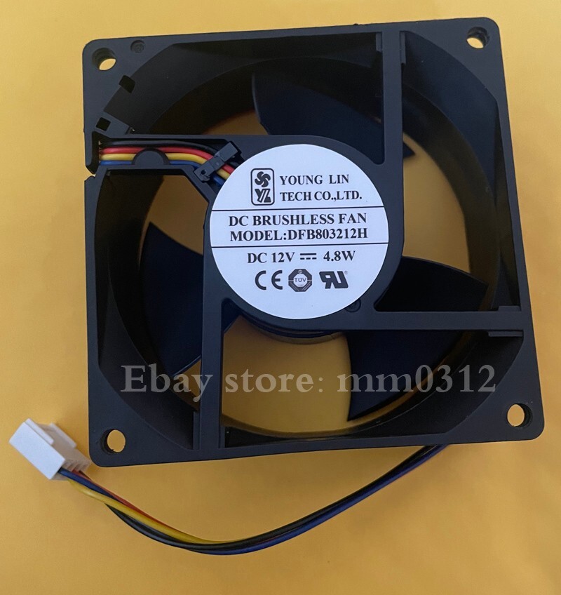 1X   8CM 4-wire cooling fan  DFB803212H 12V 4.8W 80 * 80 * 32MM