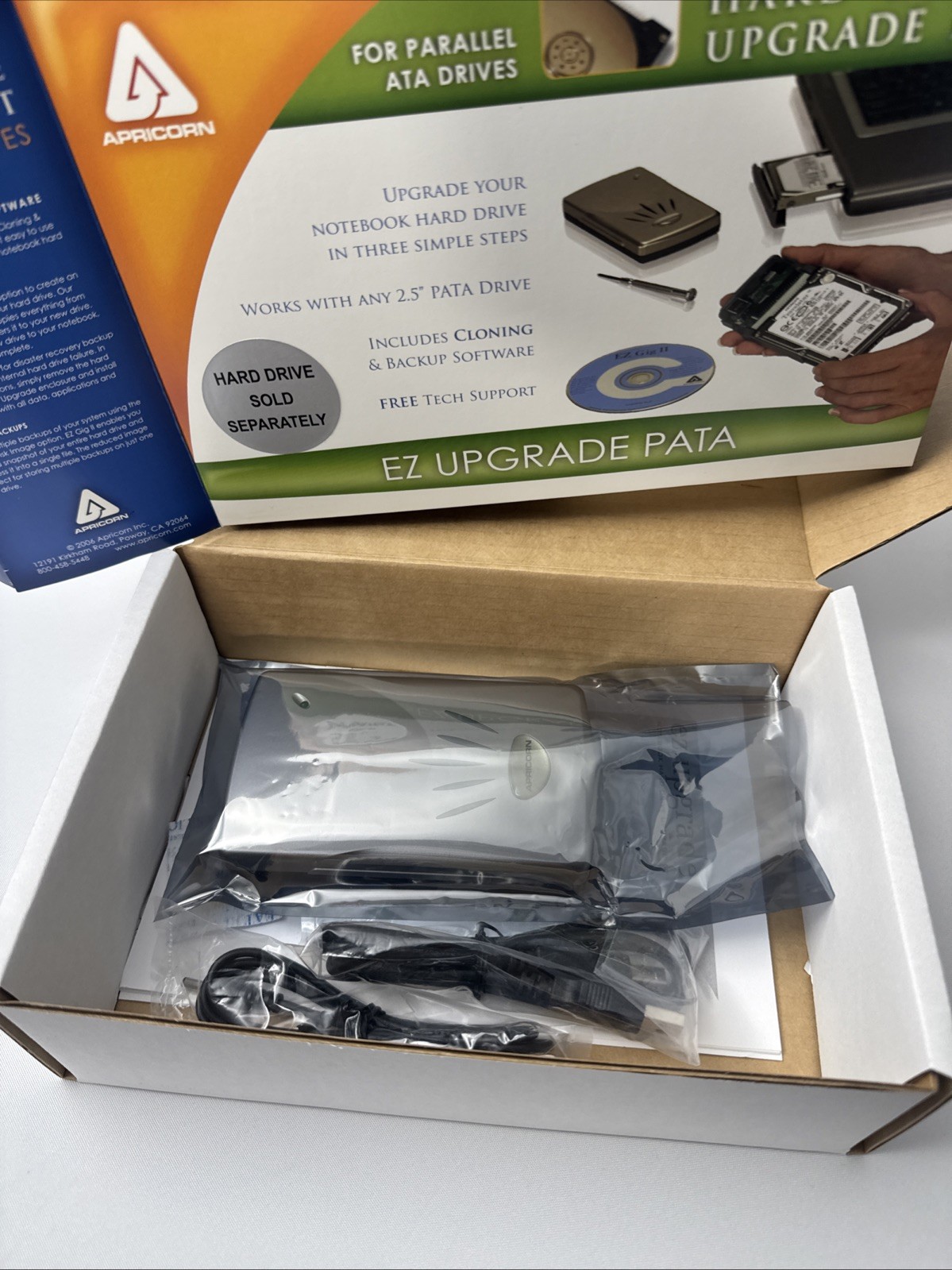 Apricon EZ UPGRADE HARD DRIVE UPGRADE KIT.