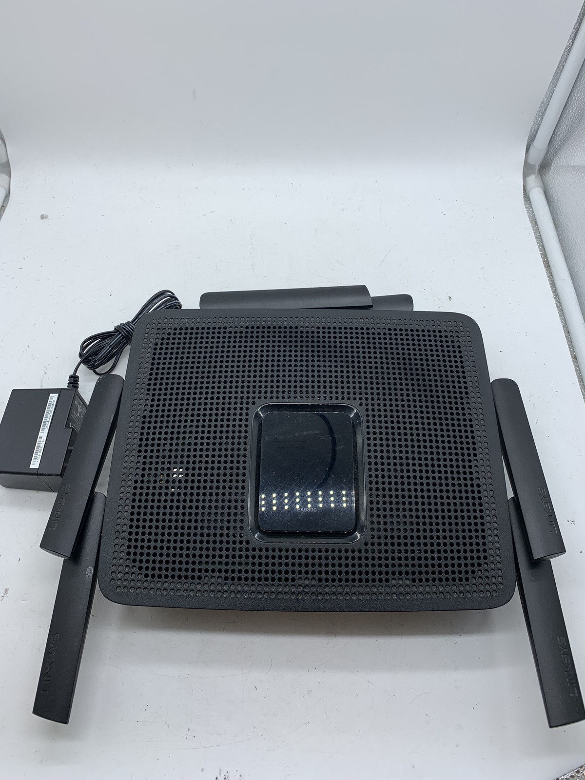 Linksys EA9300 Wi-Fi Router AC4000 Tri-Band w/ AC ~ 