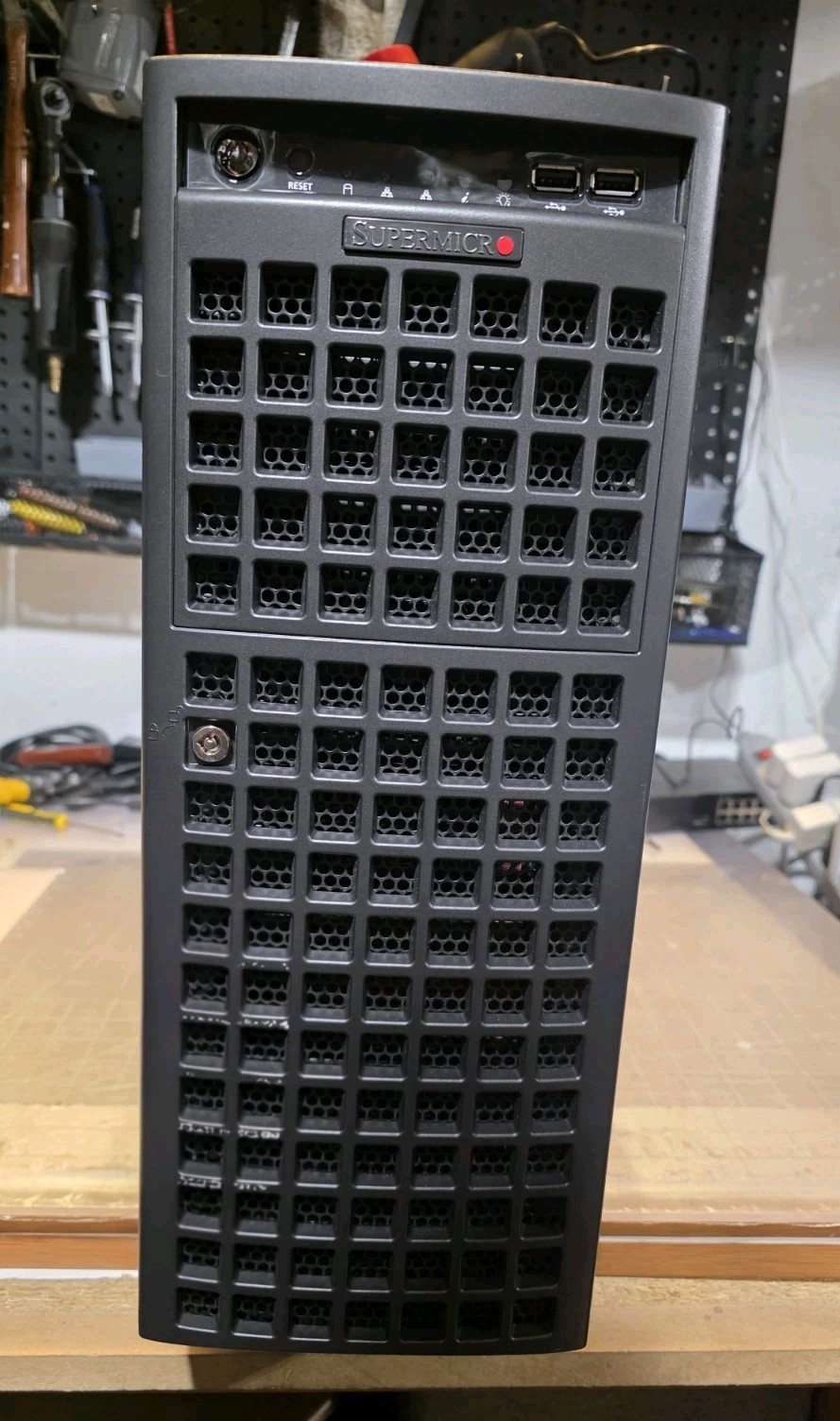 Supermicro 747-16 4U GPU Chassis w 2x E5-2697v2 64Gb DDR3 8 Trays 2x 1600w PSUS