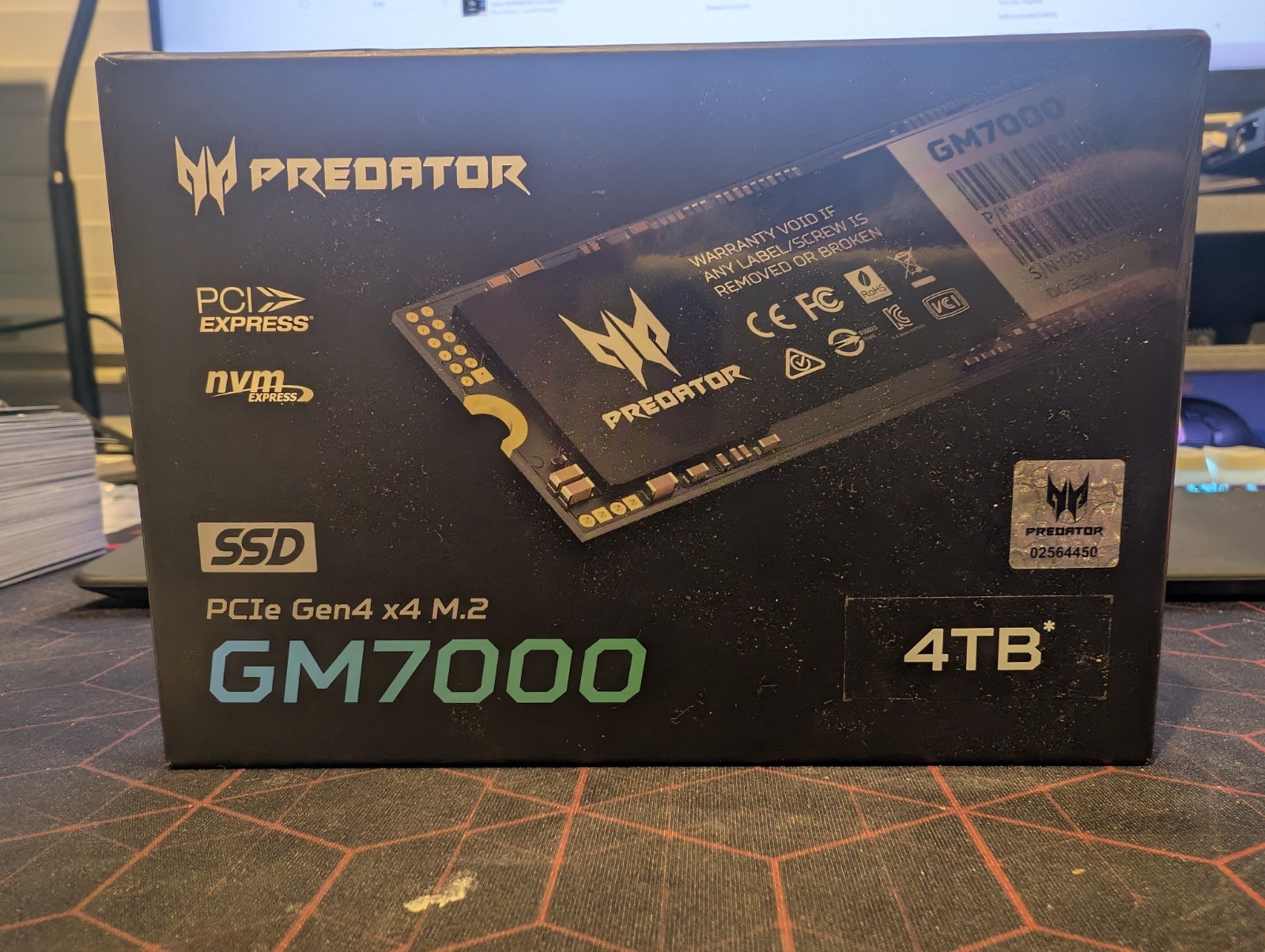 Acer Predator GM7000 4TB NVMe PCIe Gen4 M.2 2280 SSD 7400MB/s DRAM PS5 Open Box