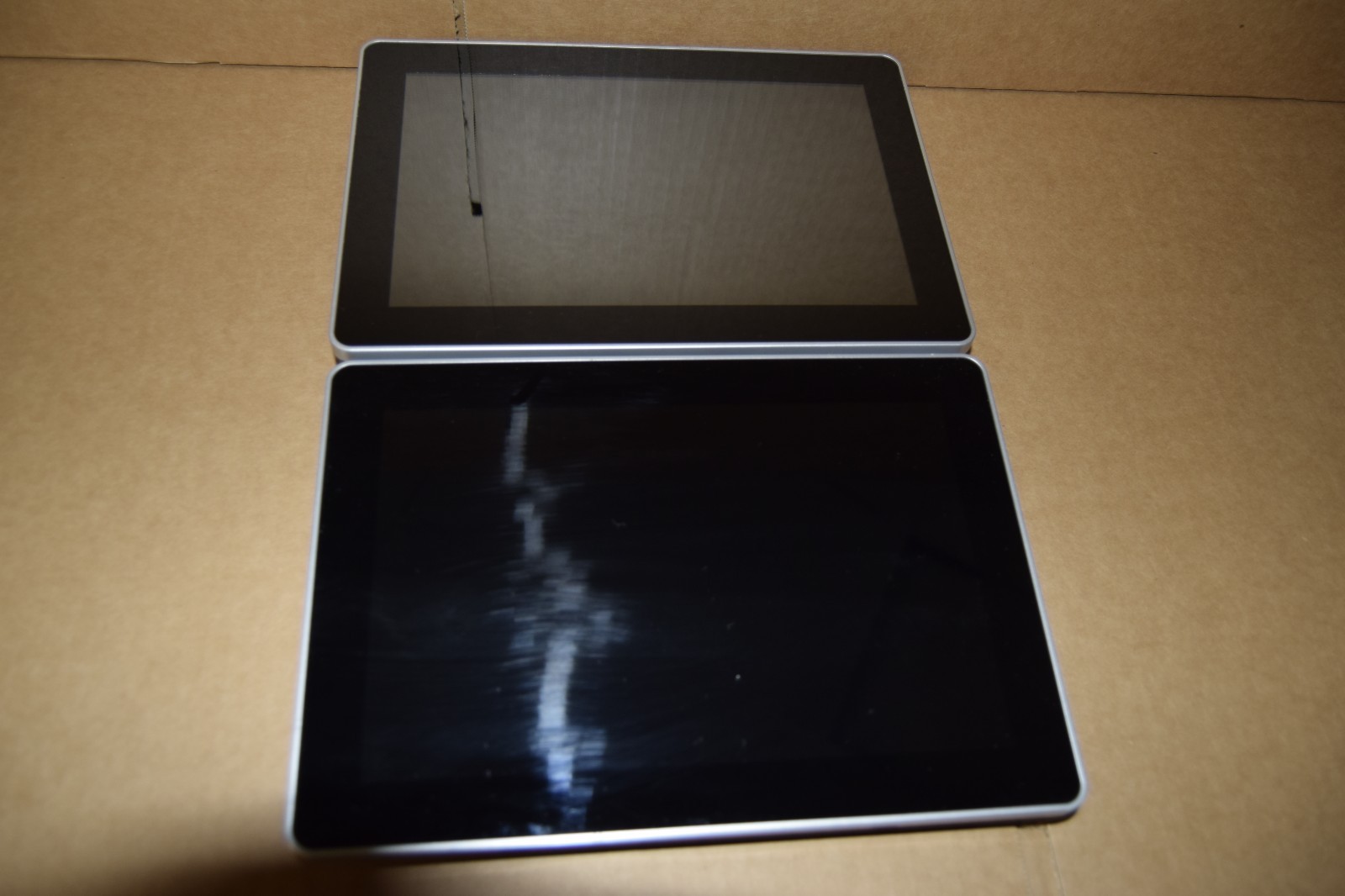 2 Mimo LCD Monitors Vue UM-1080C 10.1" Commercial Touchscreen Monitors