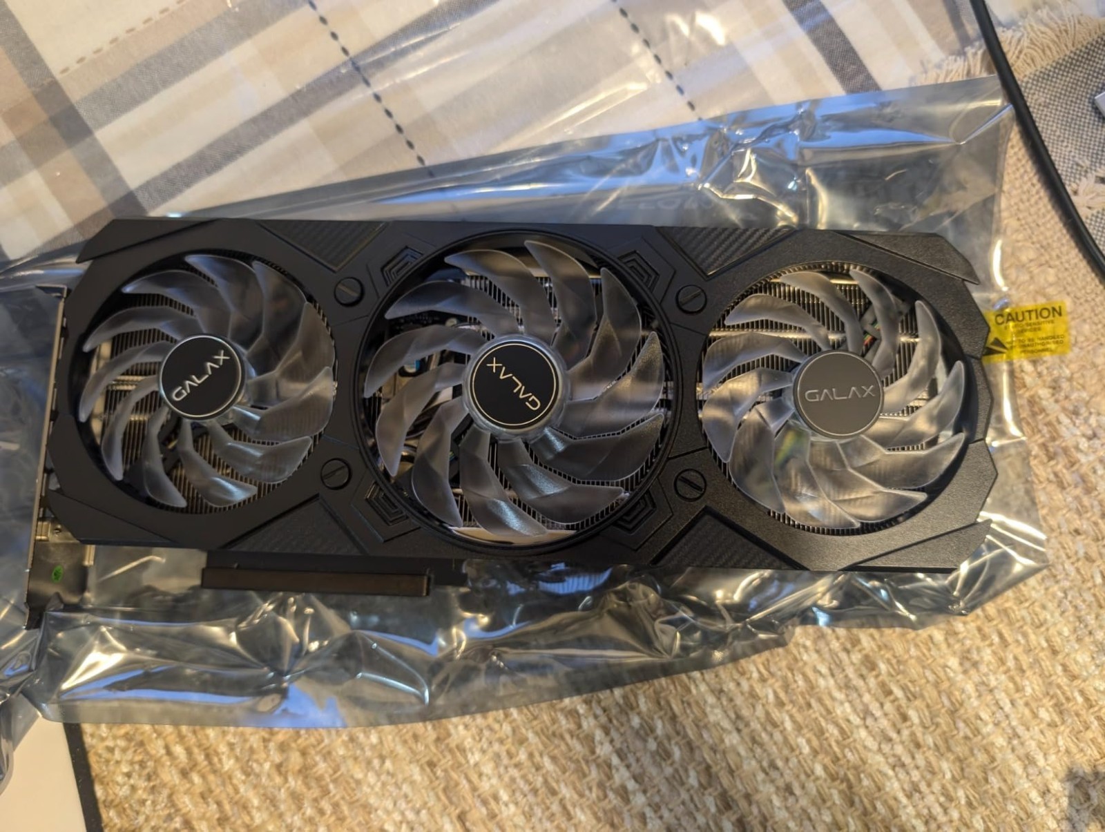 GALAX GeForce RTX™ 4070 Ti Super EX Gamer 1-Click OC V2, Xtreme Tuner App Contro
