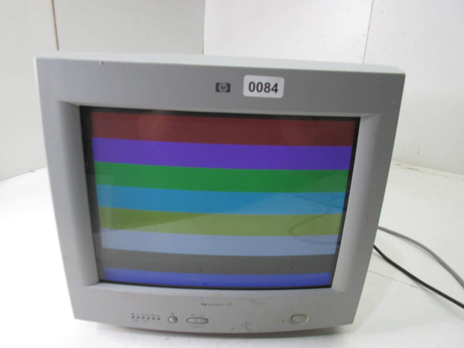 HP Pavilion 17" CRT V50