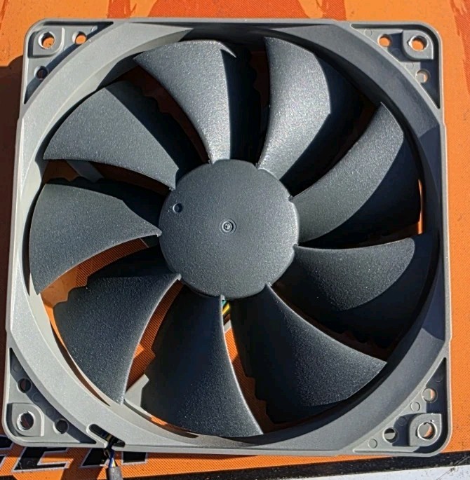 Lot Of 3 Noctua NF-P12 redux-1700 PWM, High Performance Cooling Fan, 4-Pin 1700