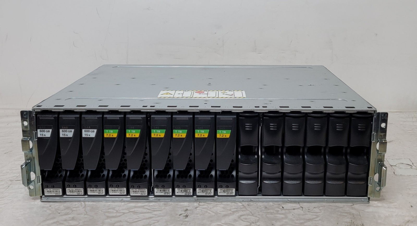Dell EMC KTN-STL3 - 3.5in 15 Drive Bay 6Gbs SAS Storage Array No HDDs
