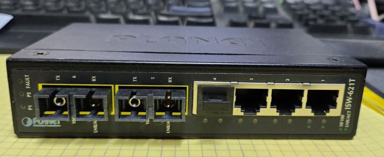 Planet ISW-621T 4-Port 10/100Base-TX + 2-Port 100Base-FX Industrial Eth. Switch