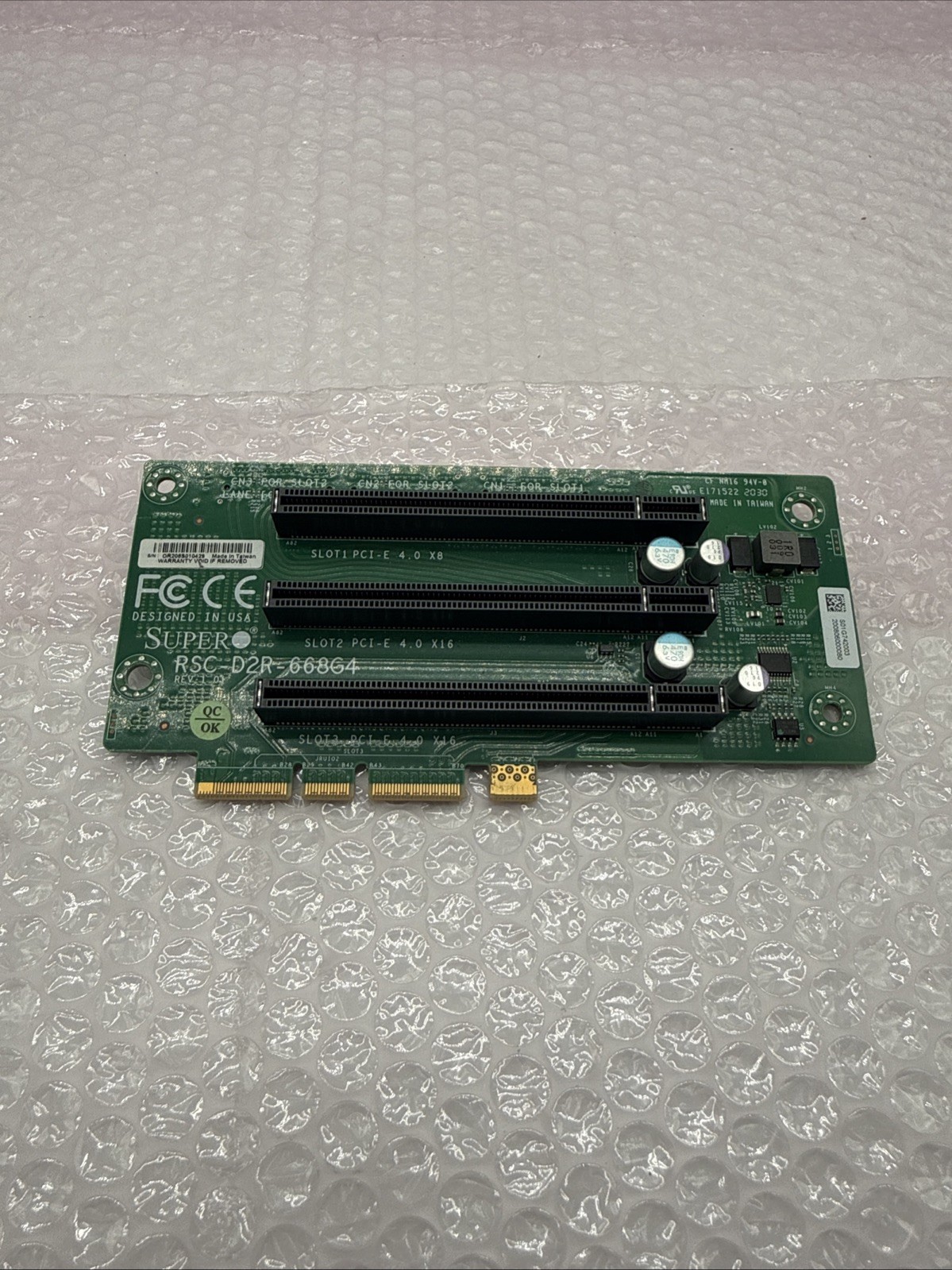 Supermicro RSC-D2R-668G4 2U Riser Card 2x PCIe 4.0 x16 1x PCIe x8 Used