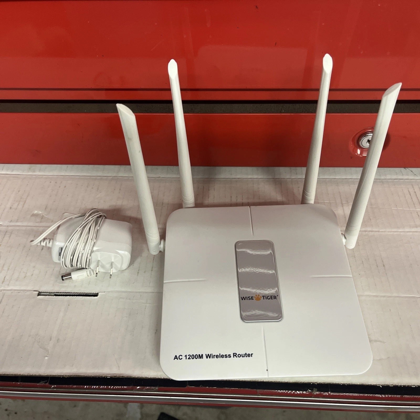 Wise Tiger AC1200M 2.4G & 5.0G Wireless Dual Band Gigabit WiFi Router