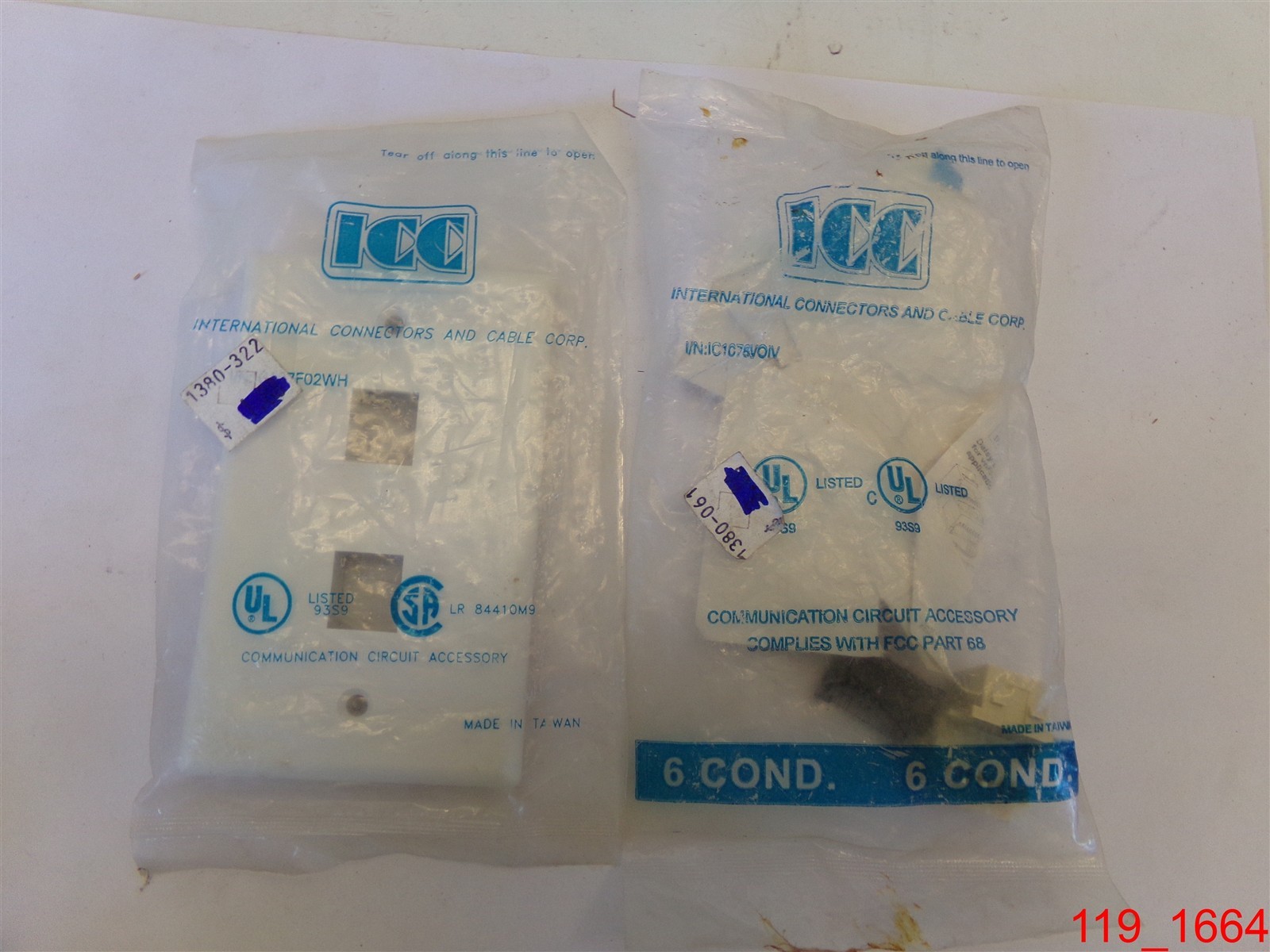 Qty=2: ICC IC107F02WH 2 Port Face + IC1076VOIV Connector White