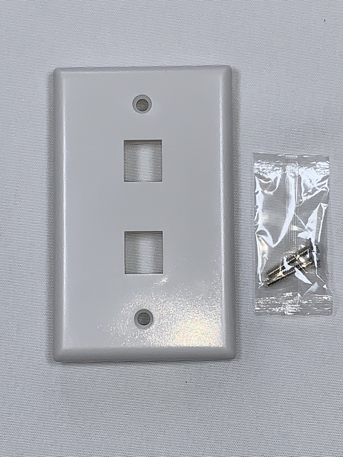 100 Pack Keystone Jack White 2 Hole Port Wall Face Plate Network RJ45 CAT5 CAT6