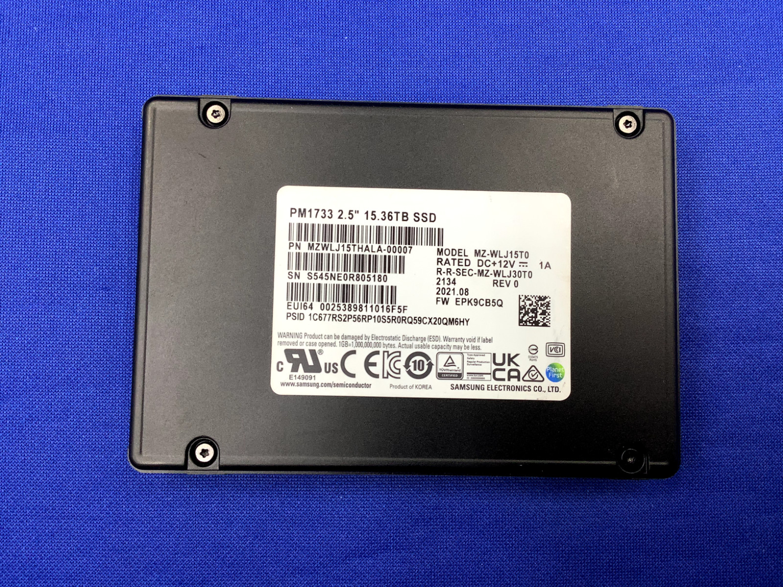MZ-WLJ15T0 Samsung PM1733 15.36TB NVME PCIe 4.0 X4 U.2 2.5" Internal SSD